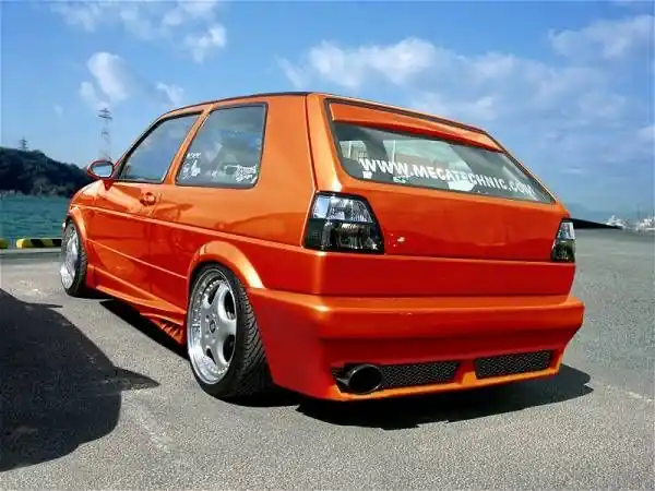 Zadní nárazník VW GOLF II Top Prodej